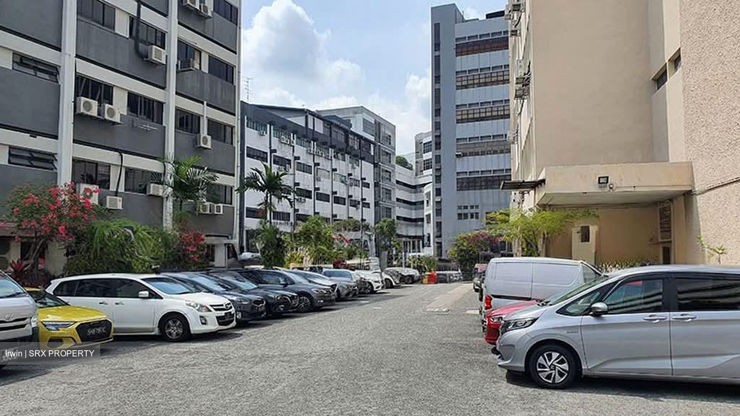 Sin Cheong Building (D20), Factory #601925561